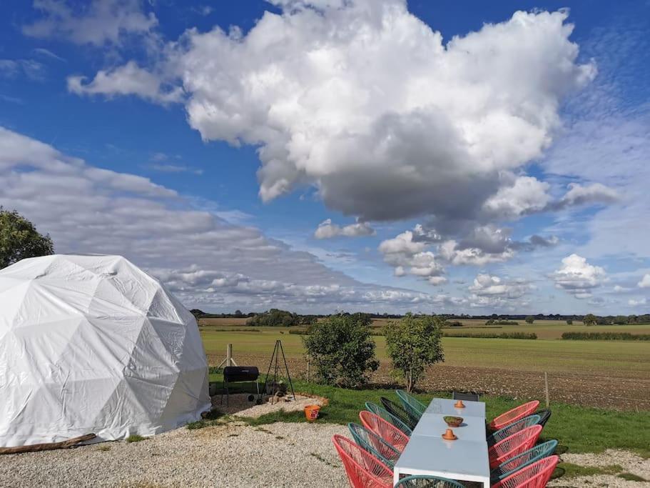 Langworth Lincoln Star Dome, Hot Tub, Bbq 아파트 외부 사진